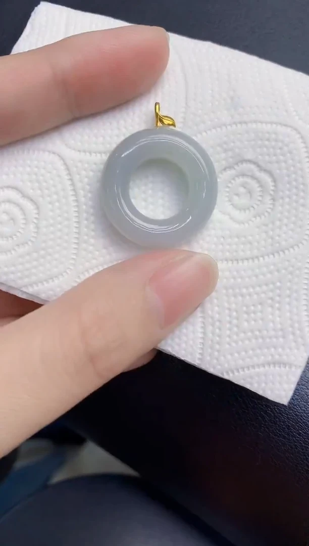 颈饰18K金镶嵌翡翠天然翡翠缅甸A货