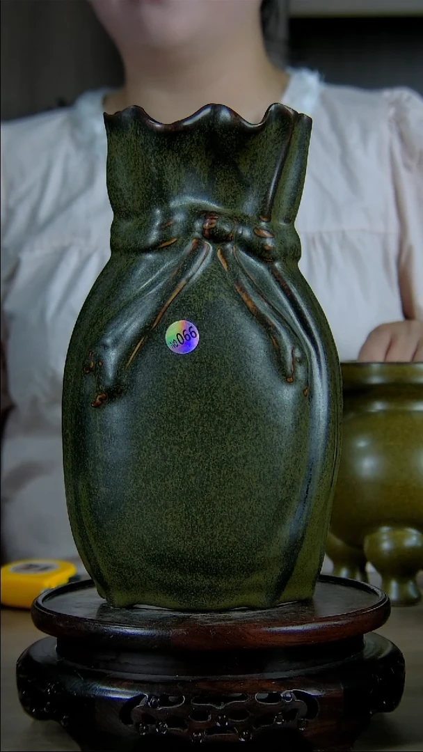 摆件景韵堂茶叶末釉瓷器