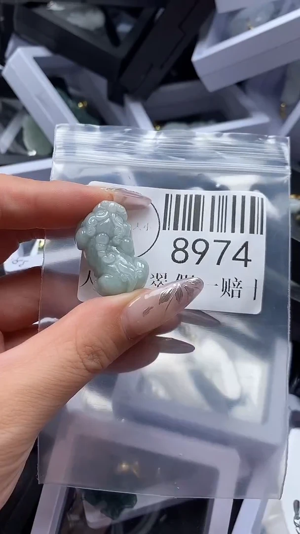 吊坠(不含链)未镶嵌翡翠8974