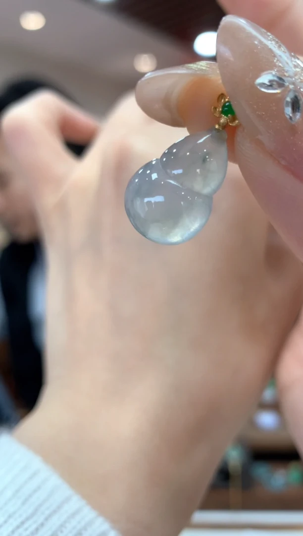 【闪购商品】翡翠吊坠(不含链)18K金镶嵌葫芦