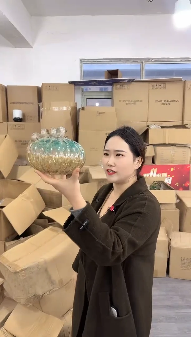 【闪购商品】无铅玻璃玖月花器Q-品10