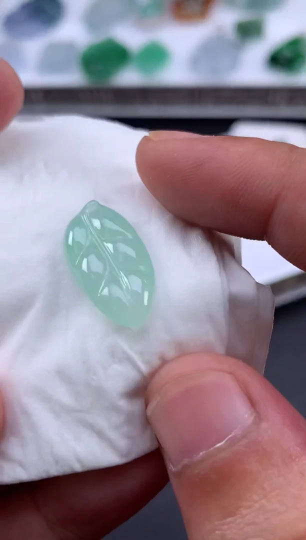 未镶嵌定制翡翠翡翠