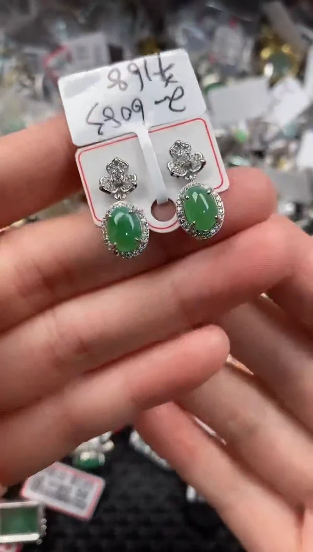 银S925镶嵌戒指翡翠888               3