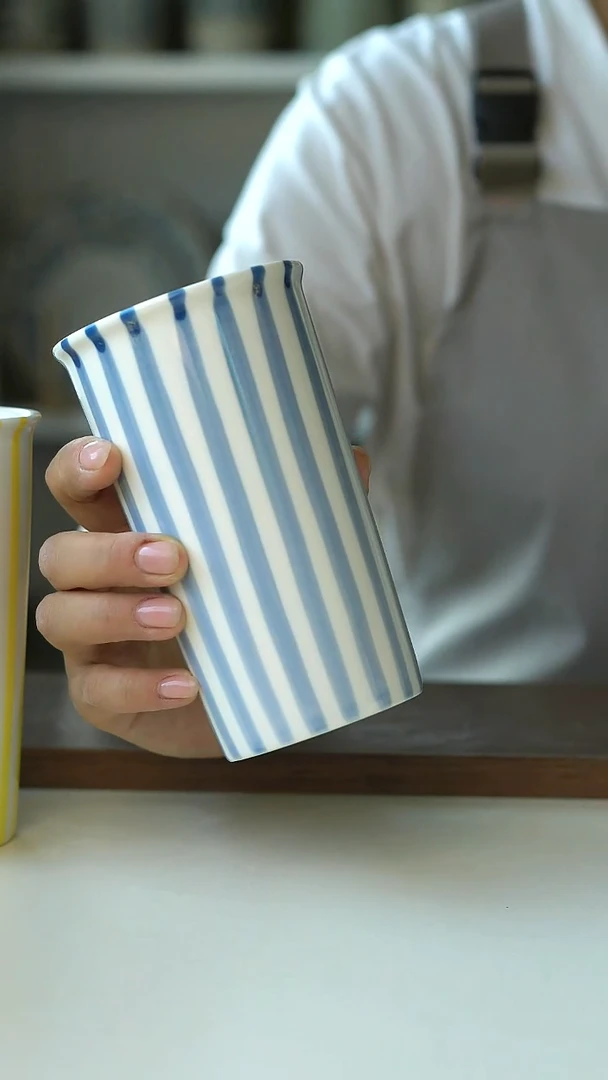 微瑕画釉淡蓝可乐杯400ml@4-2@