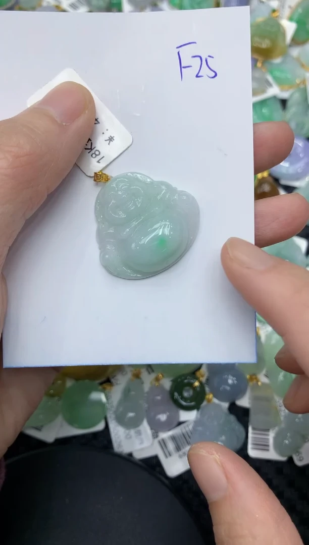 【闪购商品】翡翠颈饰18K金镶嵌1111111111