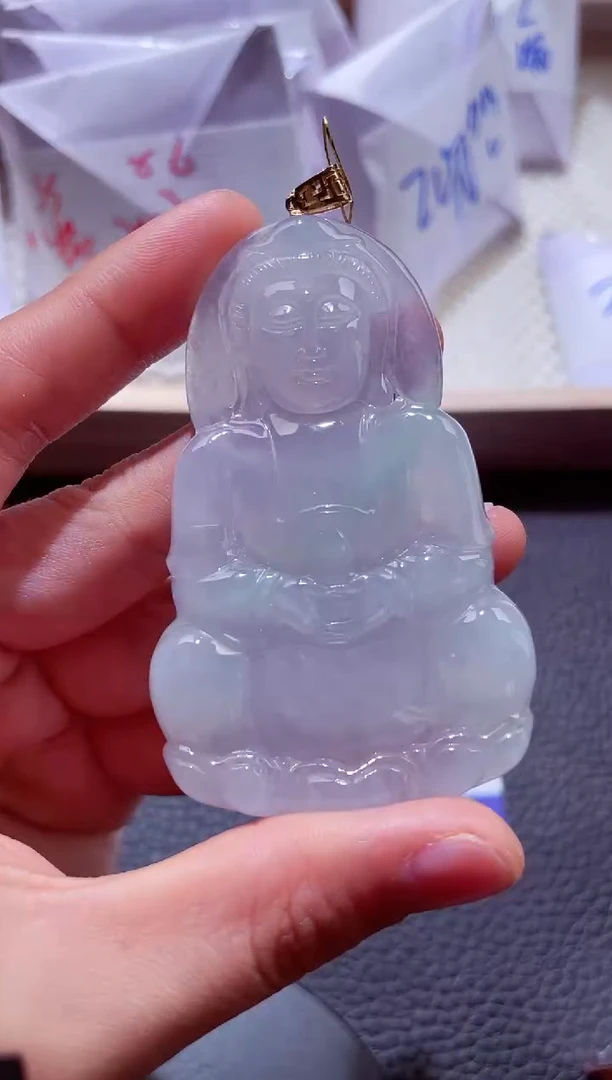 颈饰18K金镶嵌翡翠00009583