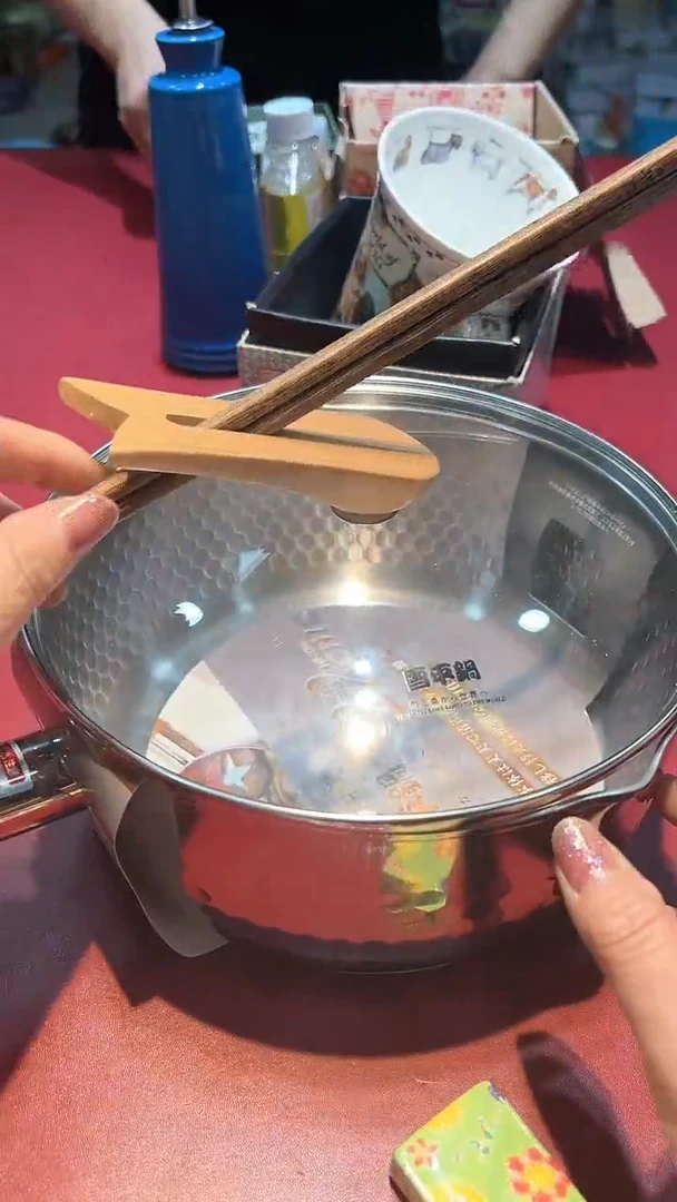 【闪购商品】瓷片锅碗瓢盆一件不剩