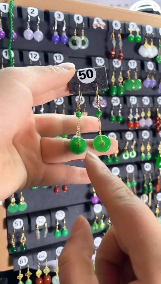 【闪购商品】翡翠耳饰银S925镶嵌50