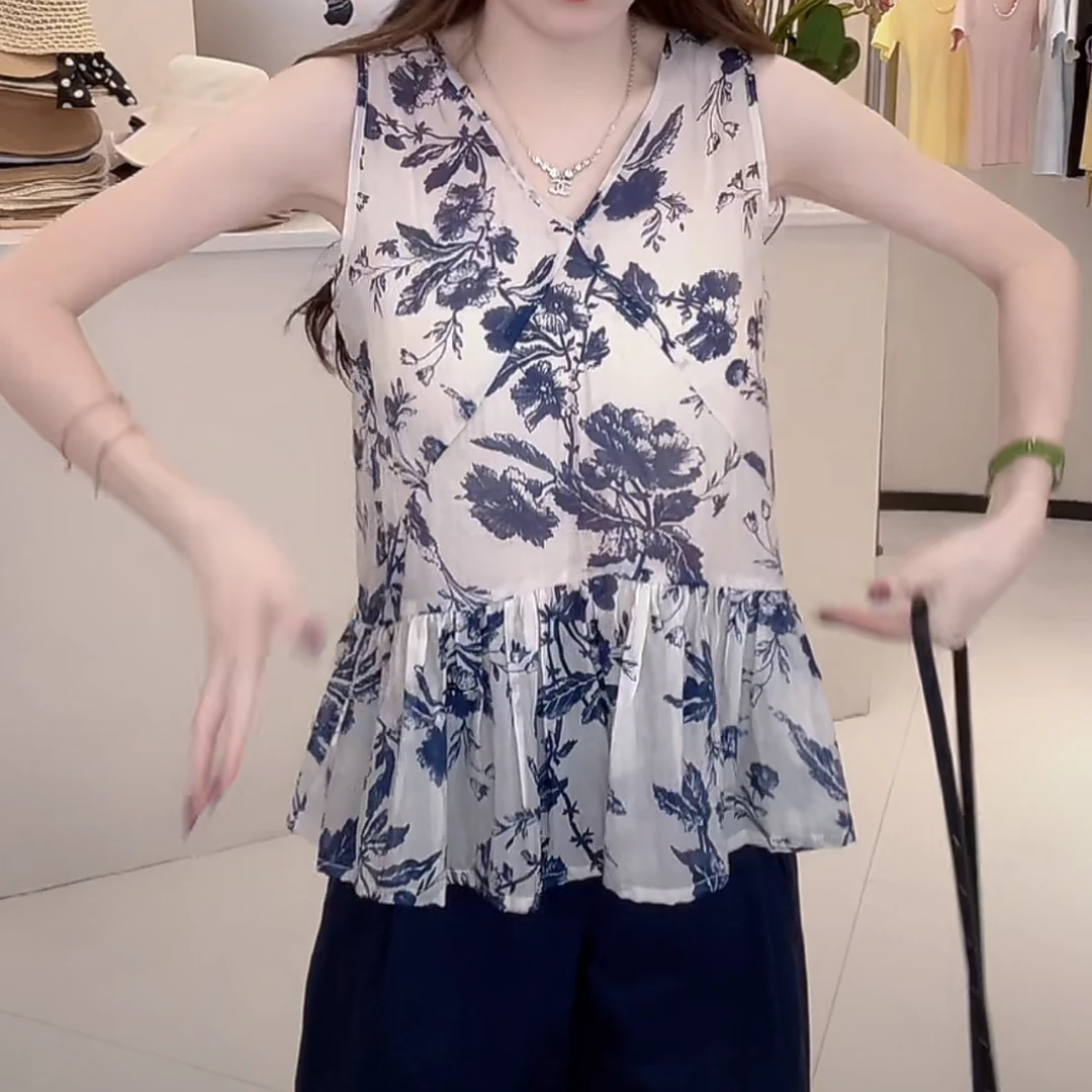 法式宽松型设计感碎花衬衣女2025夏季新款V领时尚气质百搭上衣