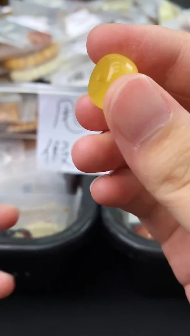 未镶嵌蜜蜡珠宝奇石15