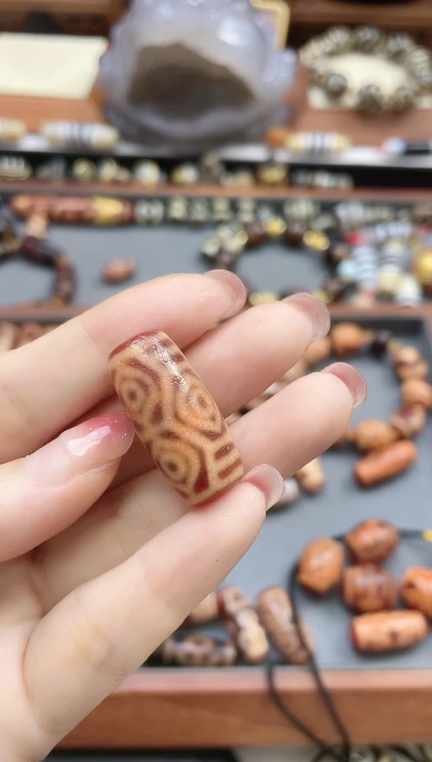未镶嵌珠珠玛瑙/玉髓?***橙金蟾红肉龙六桶珠-喵