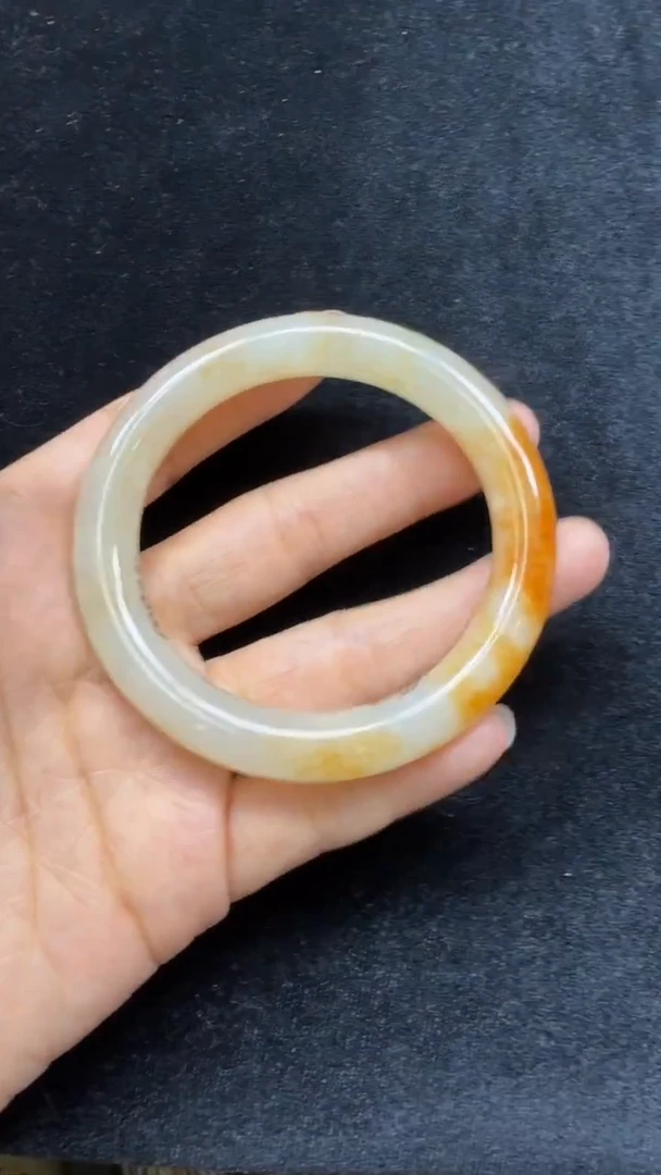 和田玉手镯未镶嵌841圈口54.9