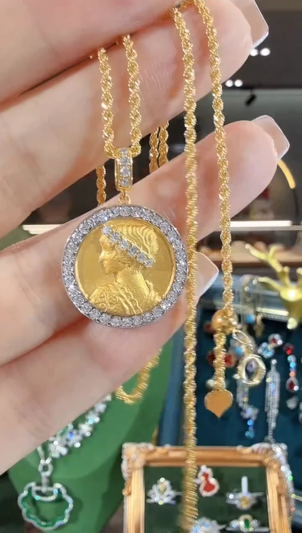 18K金镶嵌颈饰实验室培育钻石项链