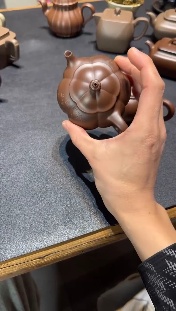 茶壶紫砂财**滚大鱼海棠