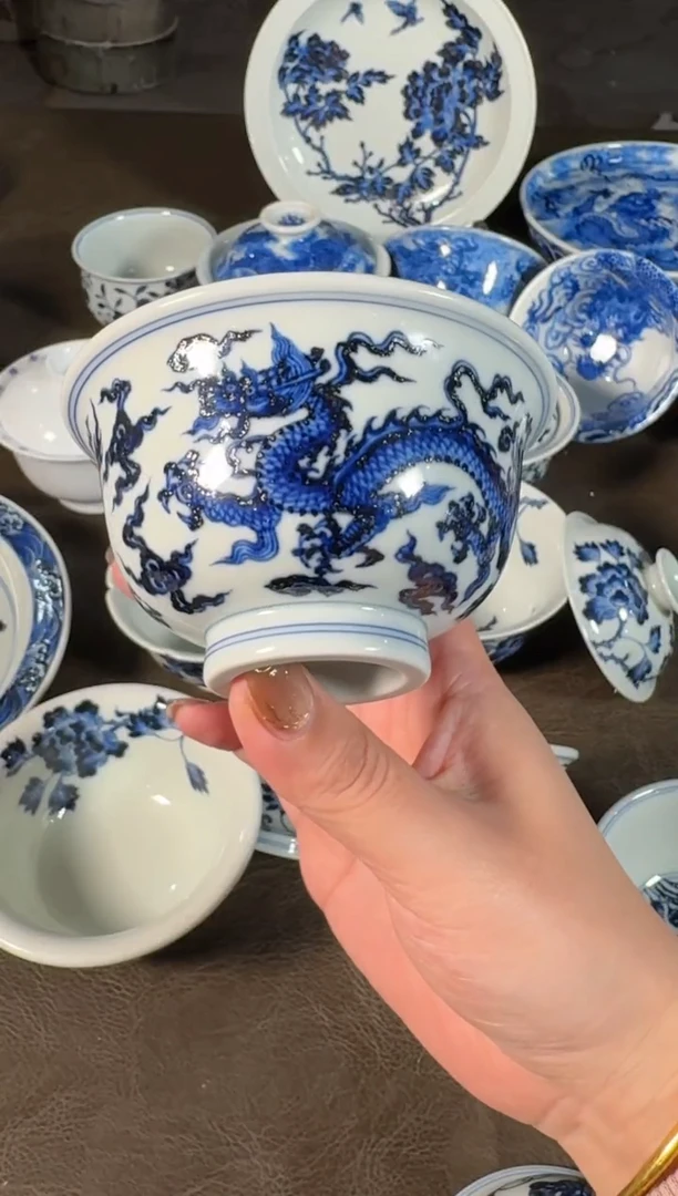 杯子三方器合青花龙纹大压手杯