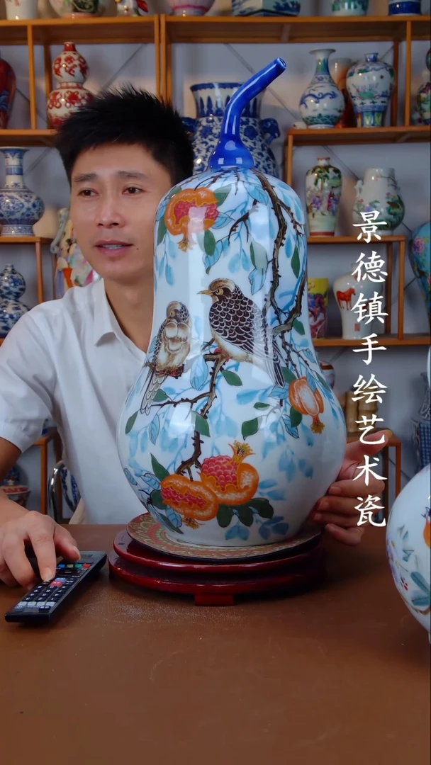 现代景德镇手工手绘陶瓷摆件20