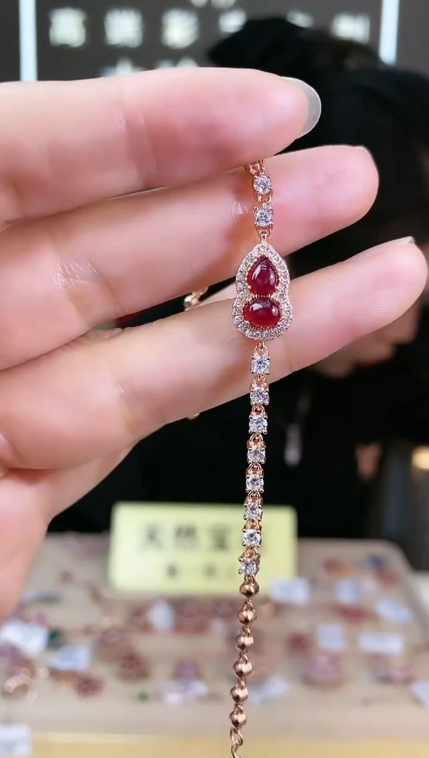 【闪购商品】红宝石手链银S925镶嵌手链