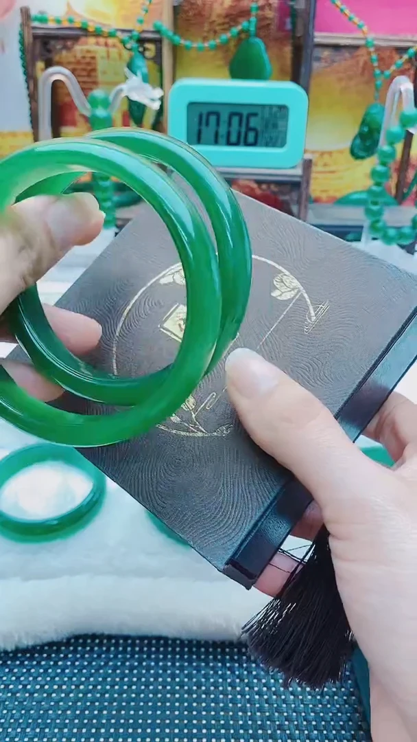 【闪购商品】玛瑙/玉髓手链未镶嵌0