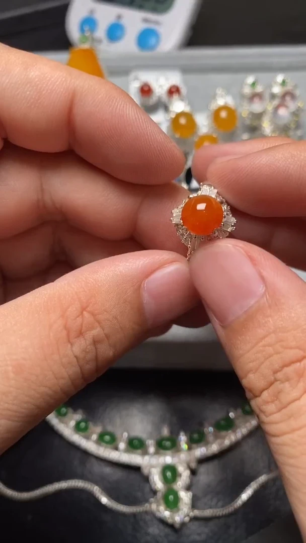 未镶嵌定制翡翠流*、天然缅甸翡翠A货