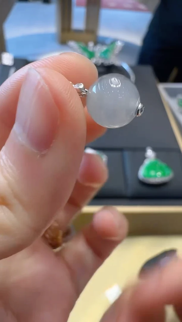 翡翠18K金镶嵌吊坠(不含链)多样性团购批量发一件