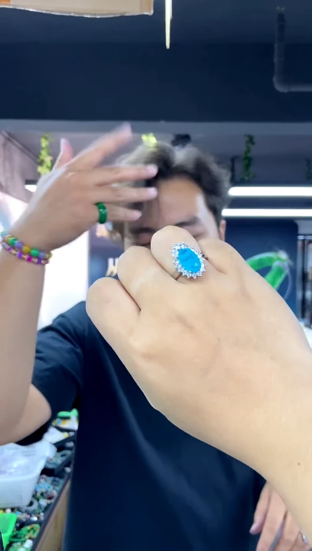 未镶嵌戒指托帕石多样性发其一颜色微差