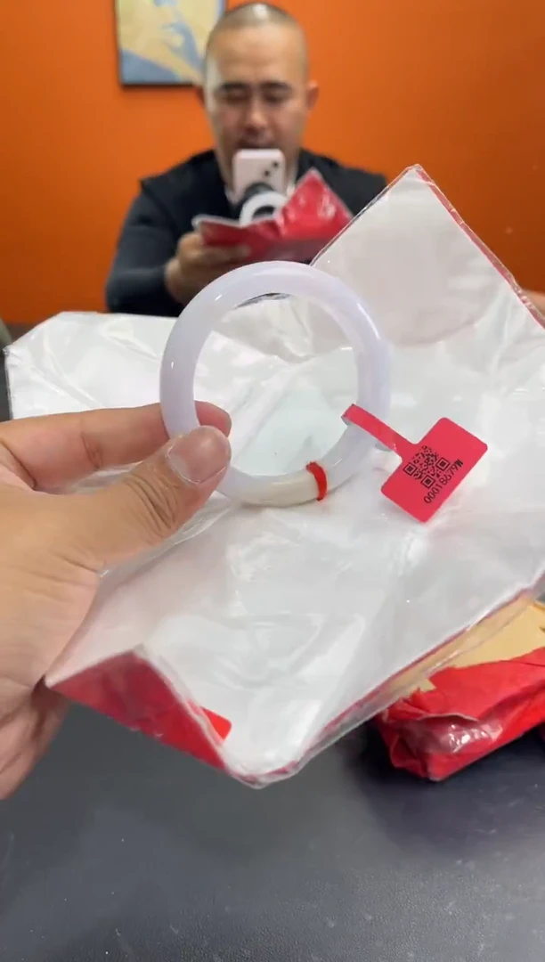 未镶嵌手镯翡翠17
