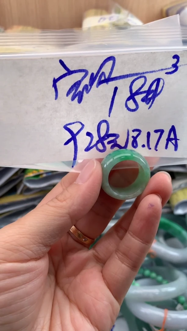 定制翡翠未镶嵌宝*3毛货需精细抛光多样性1件928元