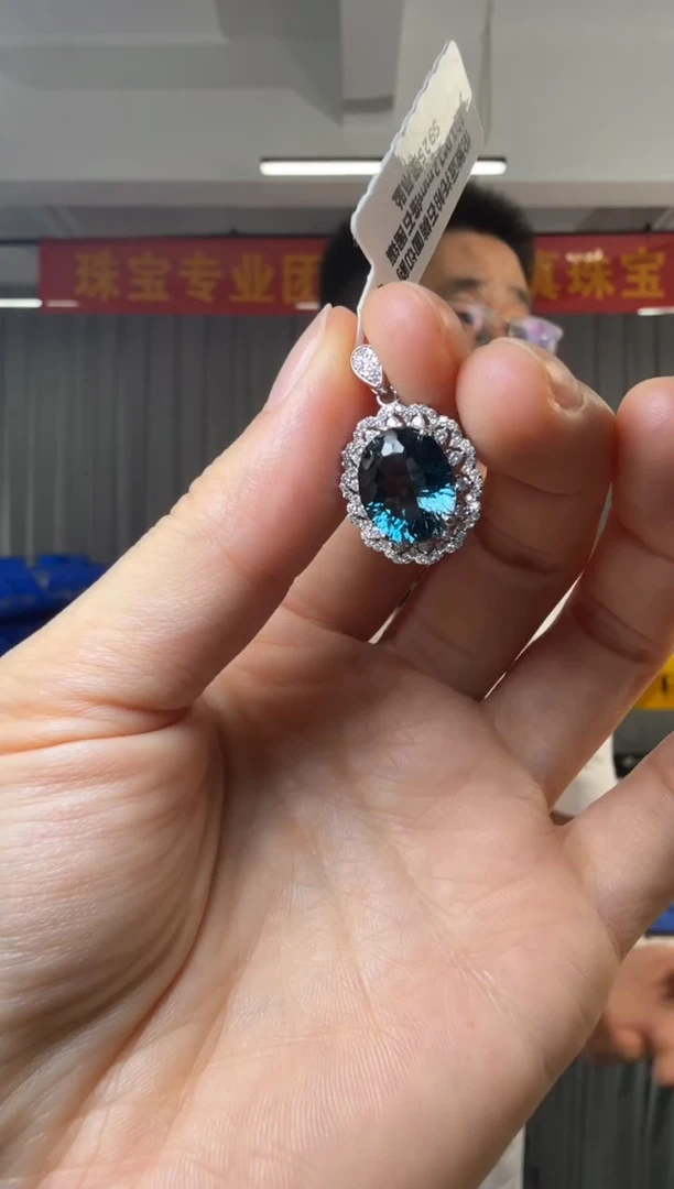 吊坠(不含链)托帕石银S925镶嵌帕石椭圆切割约10*12mmS925银吊坠