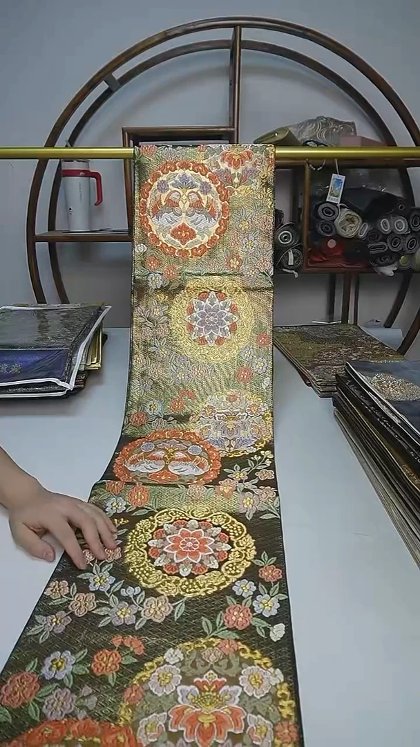 织绣27西阵织六通宝相花