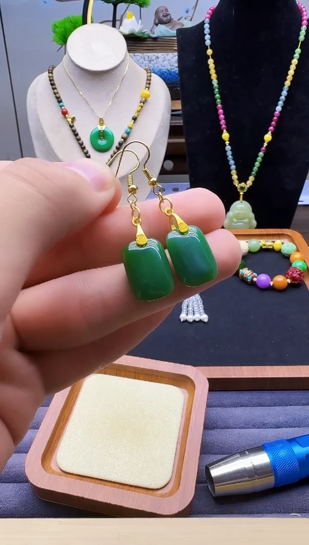 和田玉14K金镶嵌耳饰E111