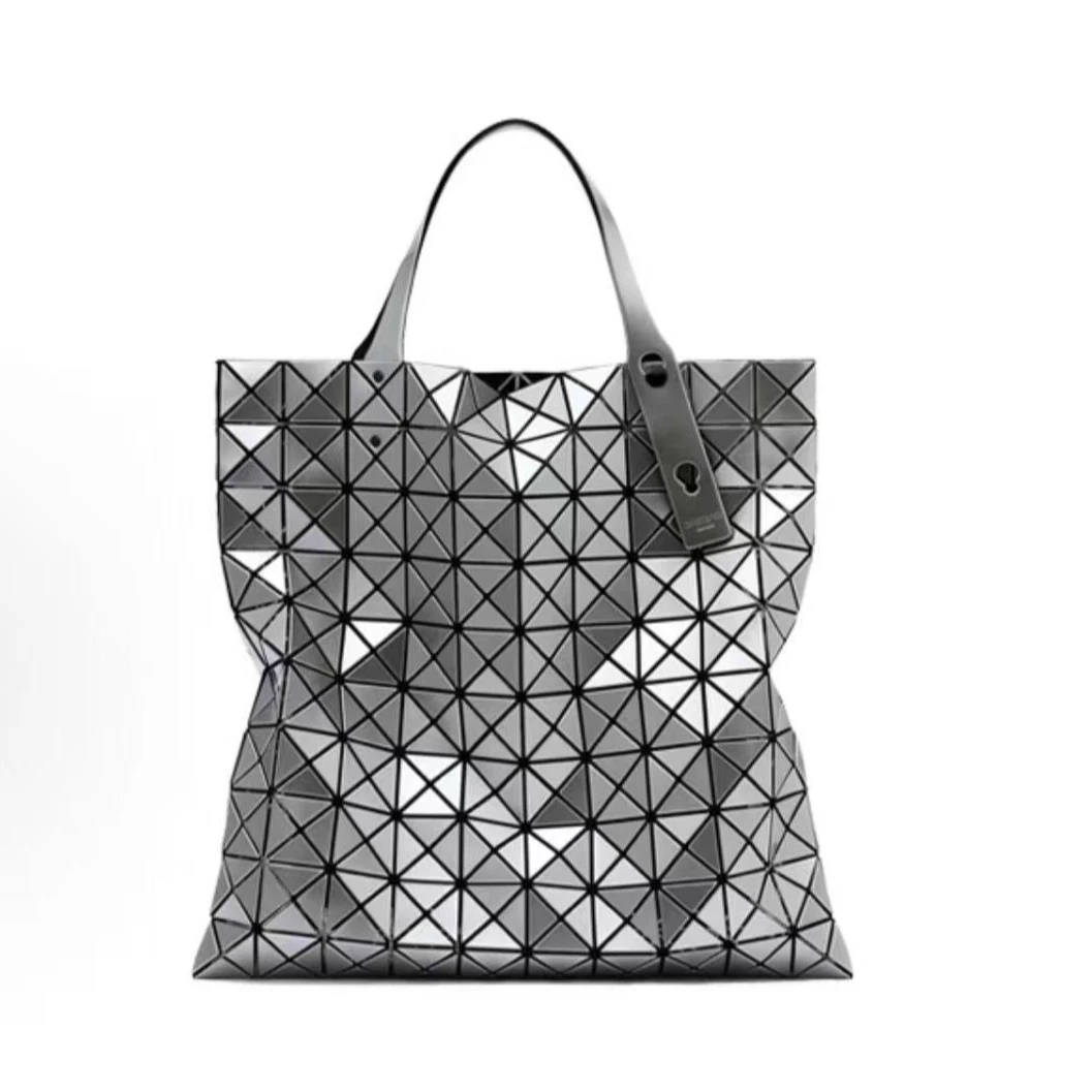 95新 Issey Miyake/三宅一生 安洁利三宅一生银色托特包