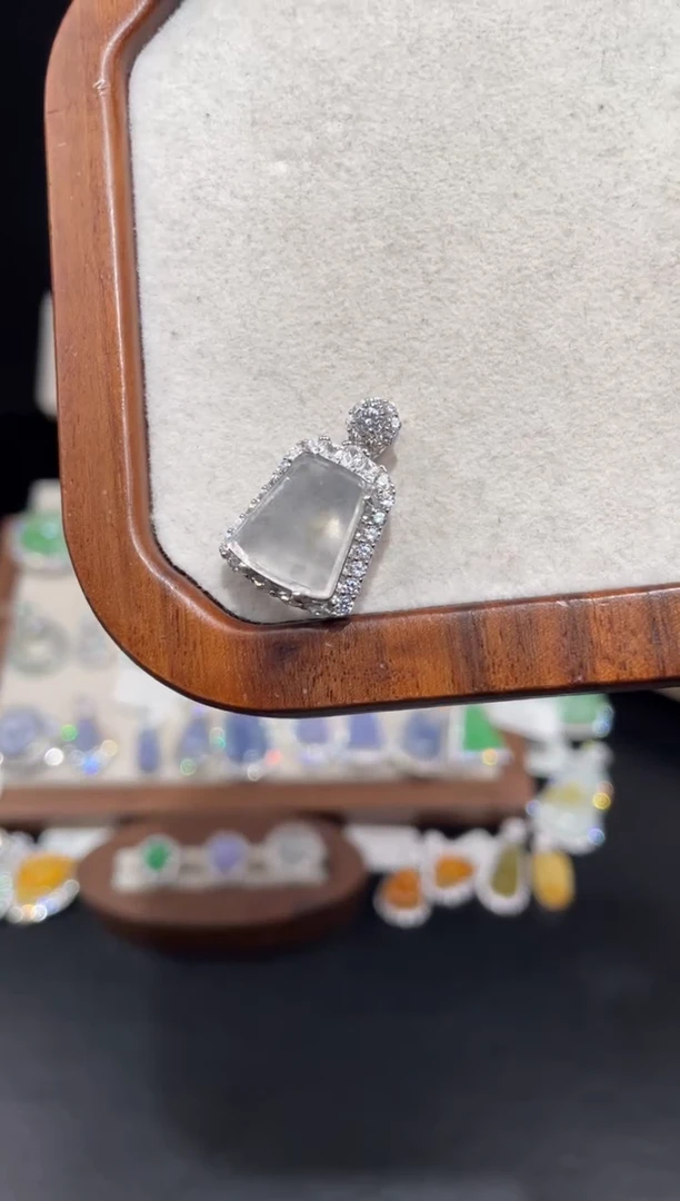 吊坠(不含链)银S925镶嵌翡翠吊坠