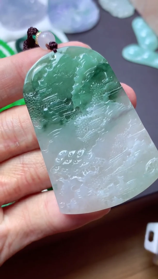 翡翠未镶嵌颈饰天然翡翠