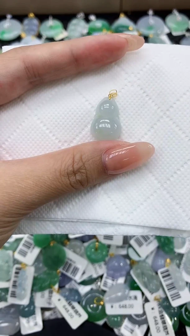 颈饰未镶嵌翡翠11111111111