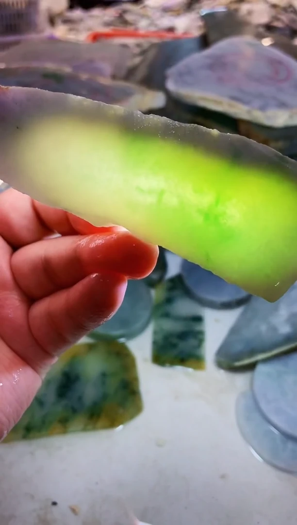 【闪购商品】翡翠颈饰未镶嵌0东0翡翠珠宝543