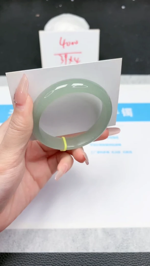 【闪购商品】石英质玉手镯未镶嵌877-55