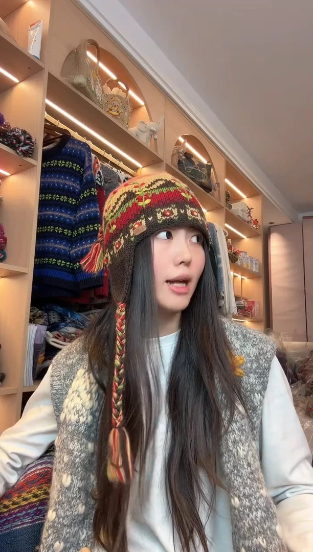 美丽如咖色护耳帽