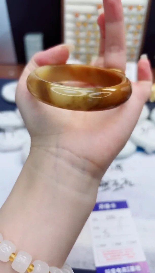 未镶嵌手镯石英质玉235-财气镯-圈口56