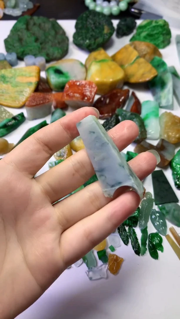 颈饰未镶嵌翡翠117天然翡翠