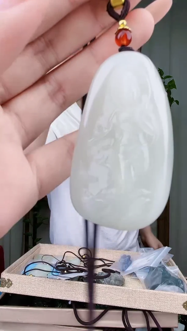 未镶嵌和田玉挂件拍一发一,多样性发货!