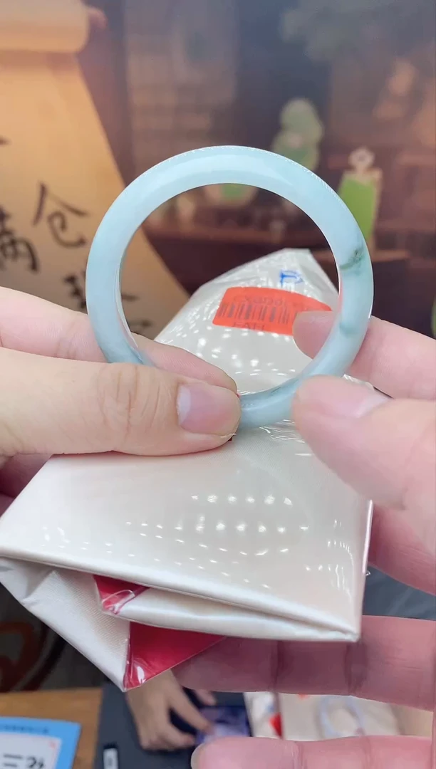 未镶嵌手镯翡翠纯天然缅甸翡翠手镯