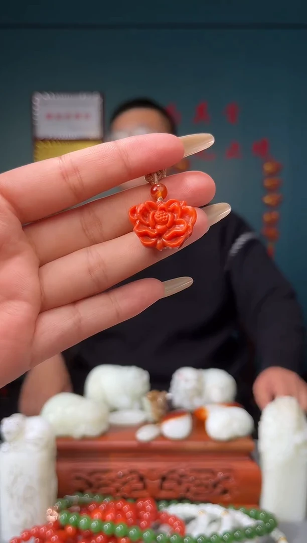 【闪购商品】南红玛瑙颈饰未镶嵌吊坠