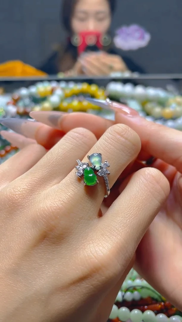 颈饰未镶嵌翡翠/N/翡翠A货，一件也是批发价