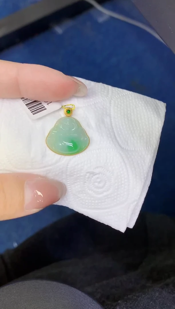 颈饰18K金镶嵌翡翠缅甸天然翡翠A货