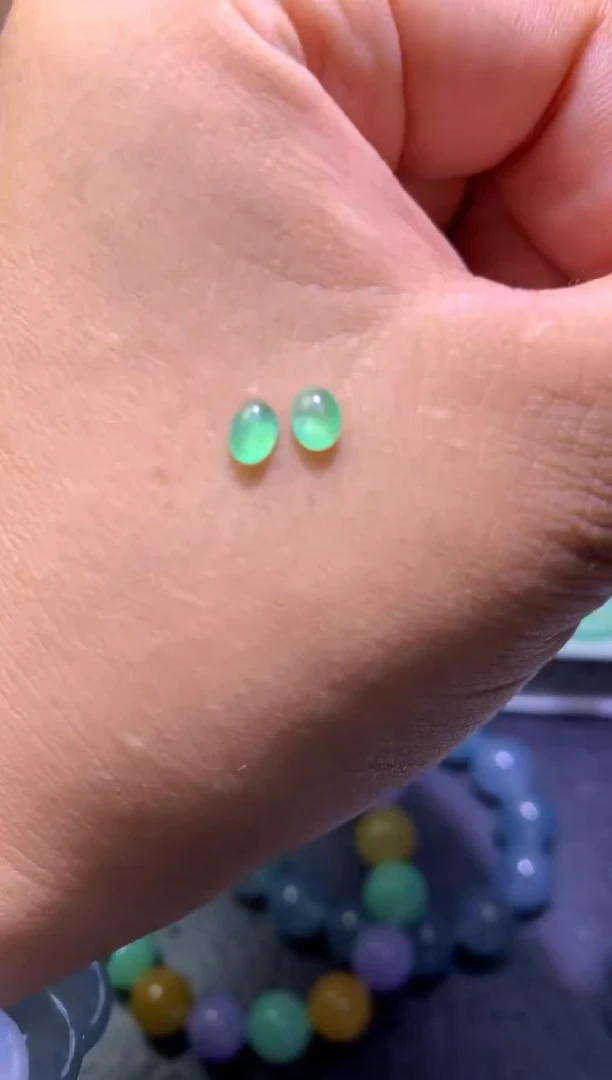 未镶嵌定制翡翠毛货