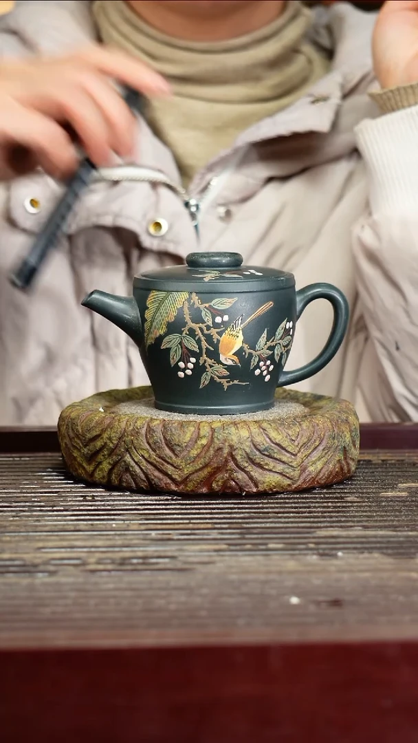 宜兴原矿紫砂壶茶壶宜兴原矿紫砂壶茶壶200C