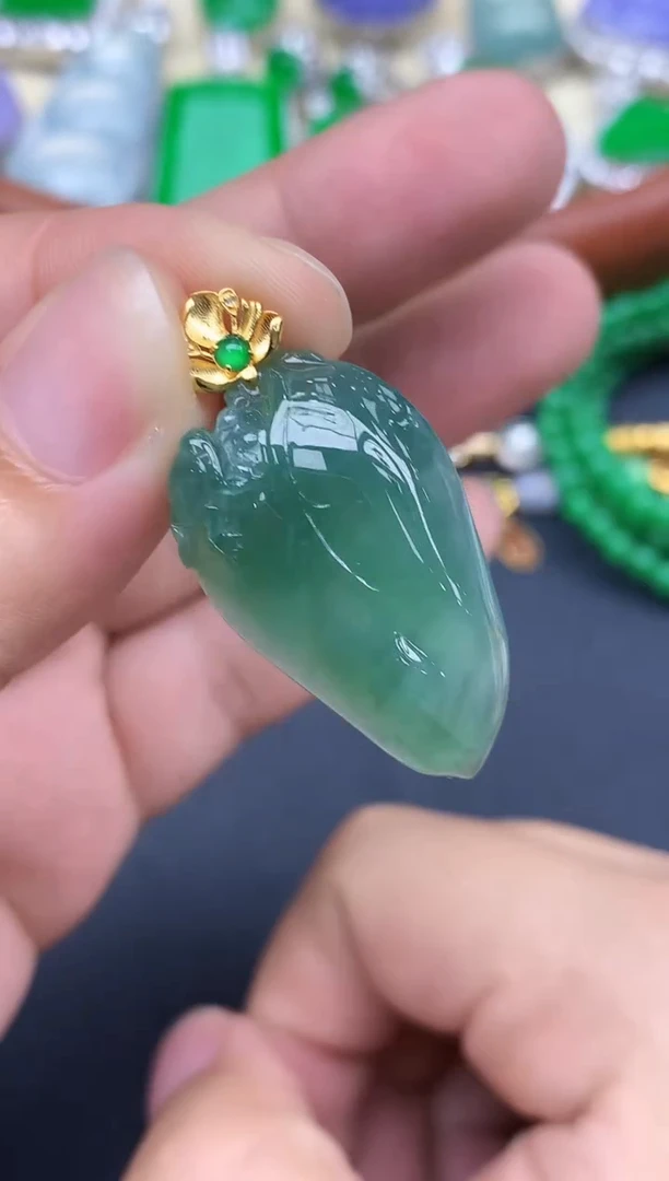 颈饰18K金镶嵌翡翠365-中国好珍宝