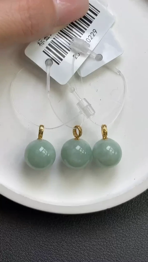 颈饰18K金镶嵌翡翠K718B-5金扣珠子多样性发一