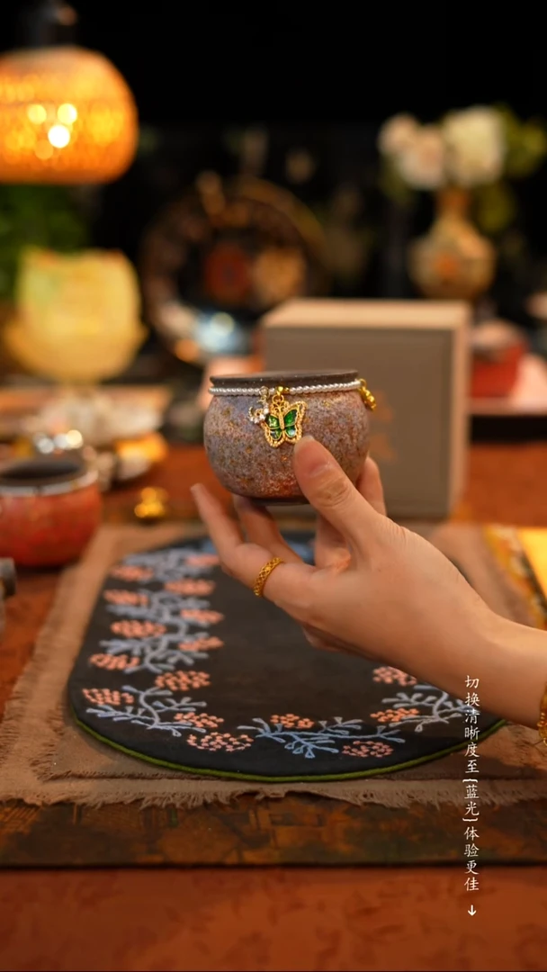 高越岩矿--七彩钱袋子