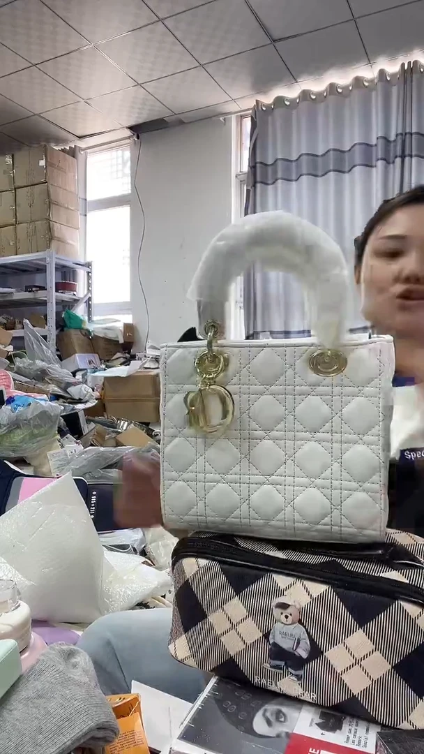 牦牛剖层皮革琪老板女包1号店超好看发图片款